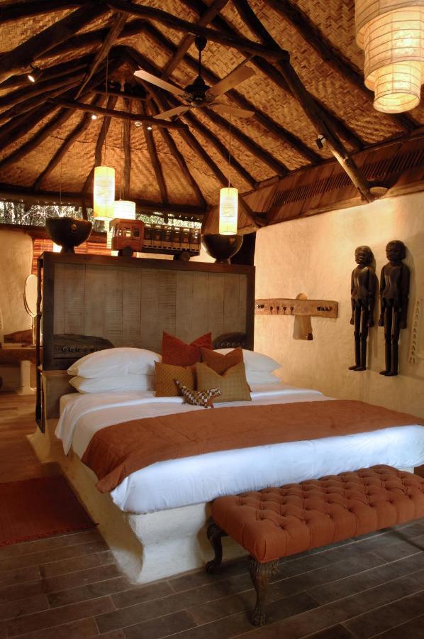 Mahua Kothi Bandhavgarh - A Taj Safari Villa Tala  Exterior photo