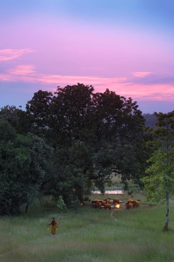 Mahua Kothi Bandhavgarh - A Taj Safari Villa Tala  Exterior photo